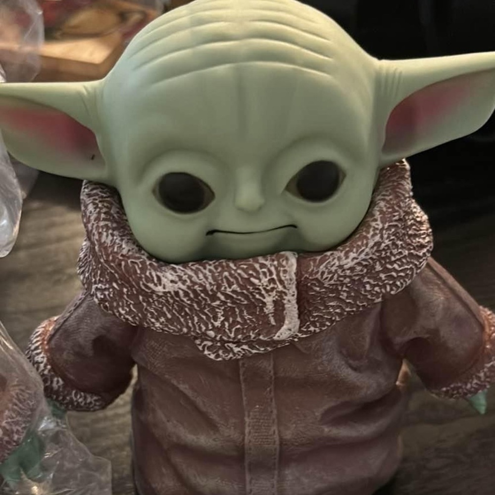 Baby Yoda figurines